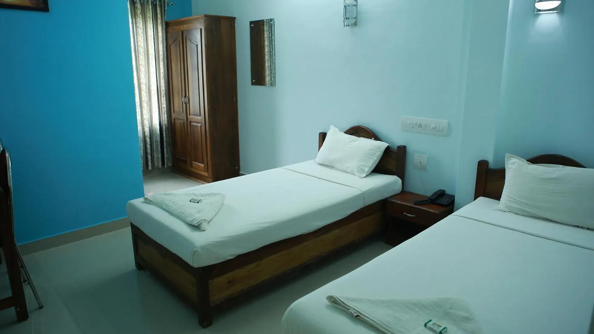 Anna Residency Hotel Nedumbassery India