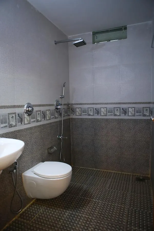 Anna Residency Hotel Nedumbassery