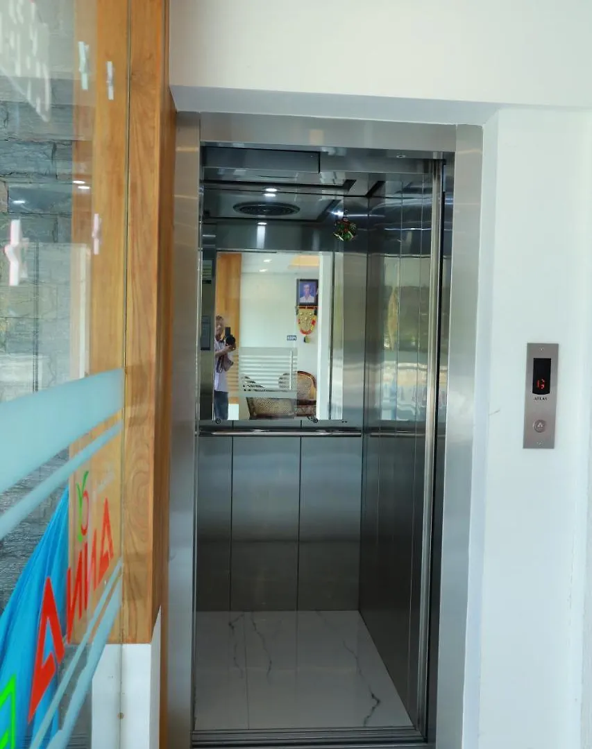 Anna Residency Hotel Nedumbassery